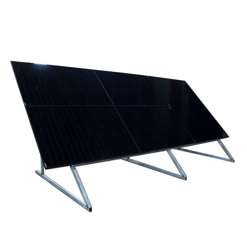 Aurinkopaneeli maateline