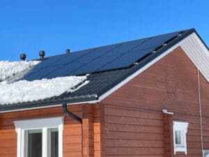 Aurinkopaneelit Kuopioon asennettuna